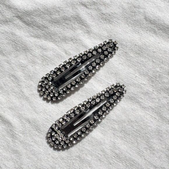 Pair of rhinestone hair clips silver y2k - Picture 1 of 2